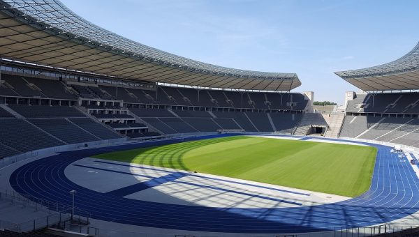 olympic-stadium-2658633_1280